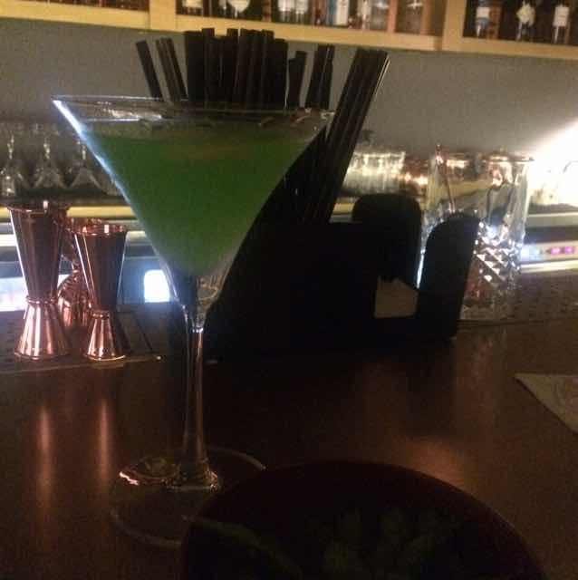 Drink,Martini glass,Alcoholic beverage,Cocktail,Distilled beverage,Martini,Daiquiri,Gimlet,Classic cocktail,Margarita