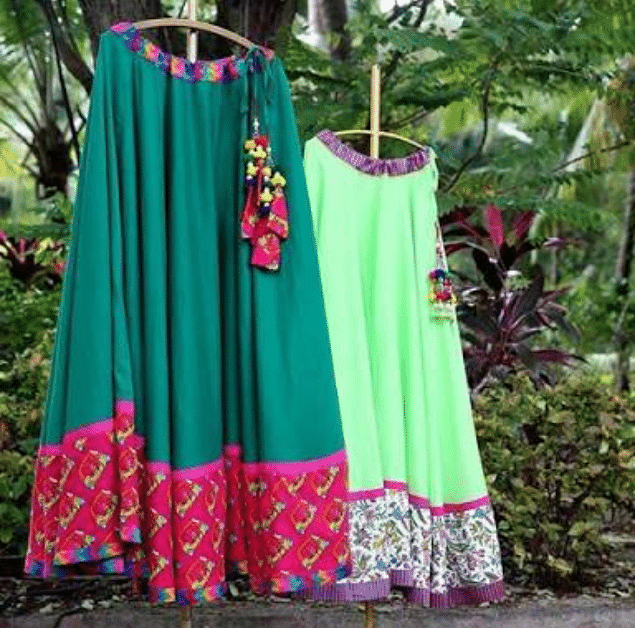 Clothing,Pink,Green,Magenta,Turquoise,Dress,Aqua,Violet,Textile,Outerwear