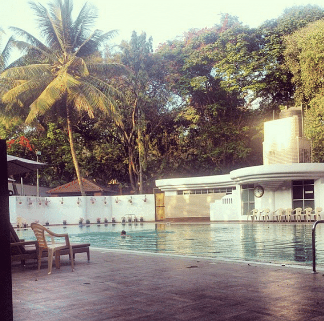 Sky,Swimming pool,Property,Tree,House,Home,Morning,Palm tree,Cloud,Architecture