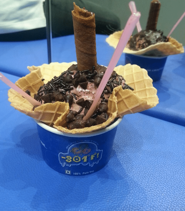 Gelato,Frozen dessert,Food,Ice cream,Cuisine,Dessert,Dish,Ingredient,Chocolate ice cream,Dairy