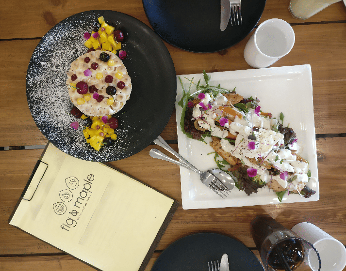 Dish,Food,Cuisine,Brunch,Meal,Ingredient,Flower,Breakfast,À la carte food,Plate