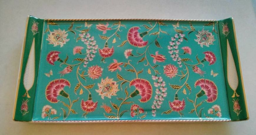 Turquoise,Teal,Visual arts,Textile,Motif,Pattern,Rectangle,Needlework,Art