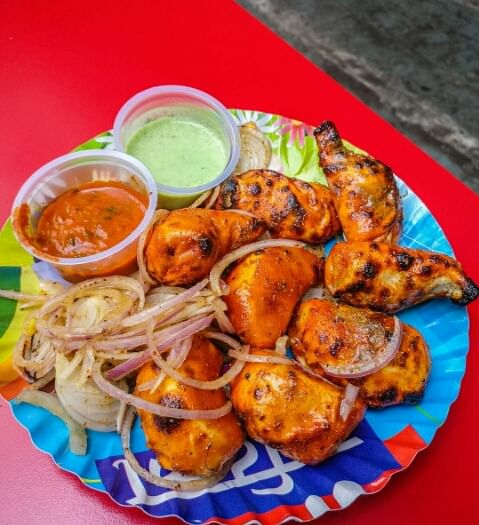 Dish,Food,Cuisine,Ingredient,Fried food,Chicken tikka,Kai yang,Tandoori chicken,Pakora,Produce