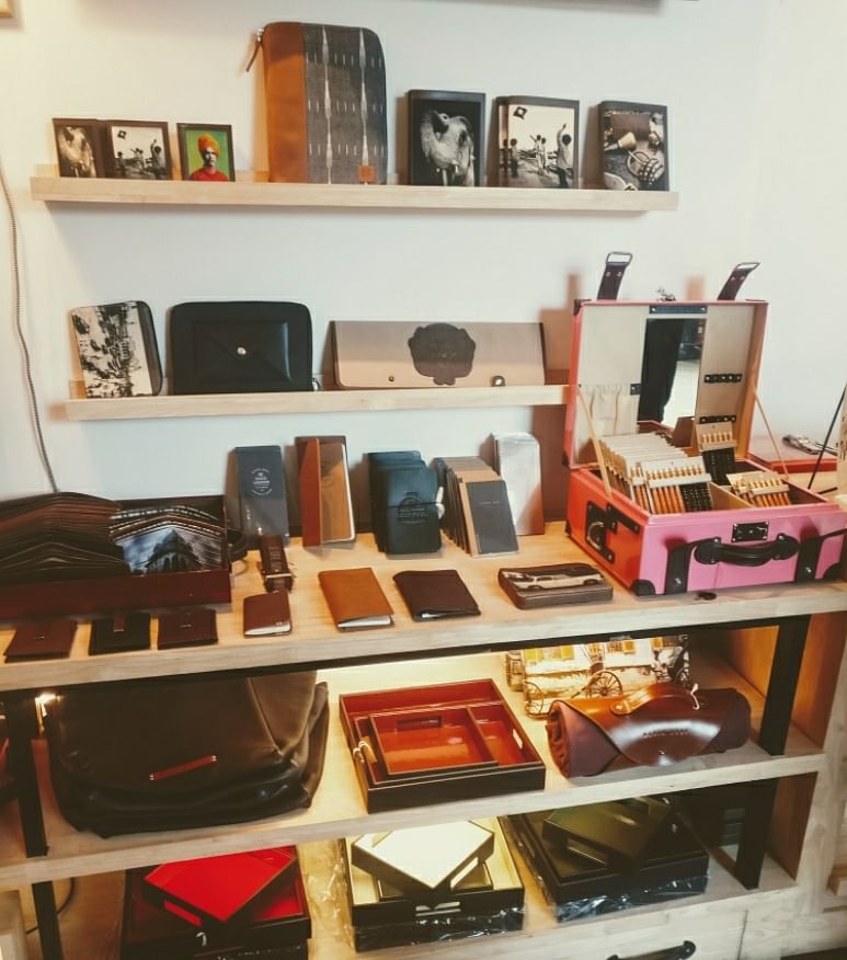 Shelf,Furniture,Shelving,Room,Collection,Interior design,Desk,Building,Table,Bookcase