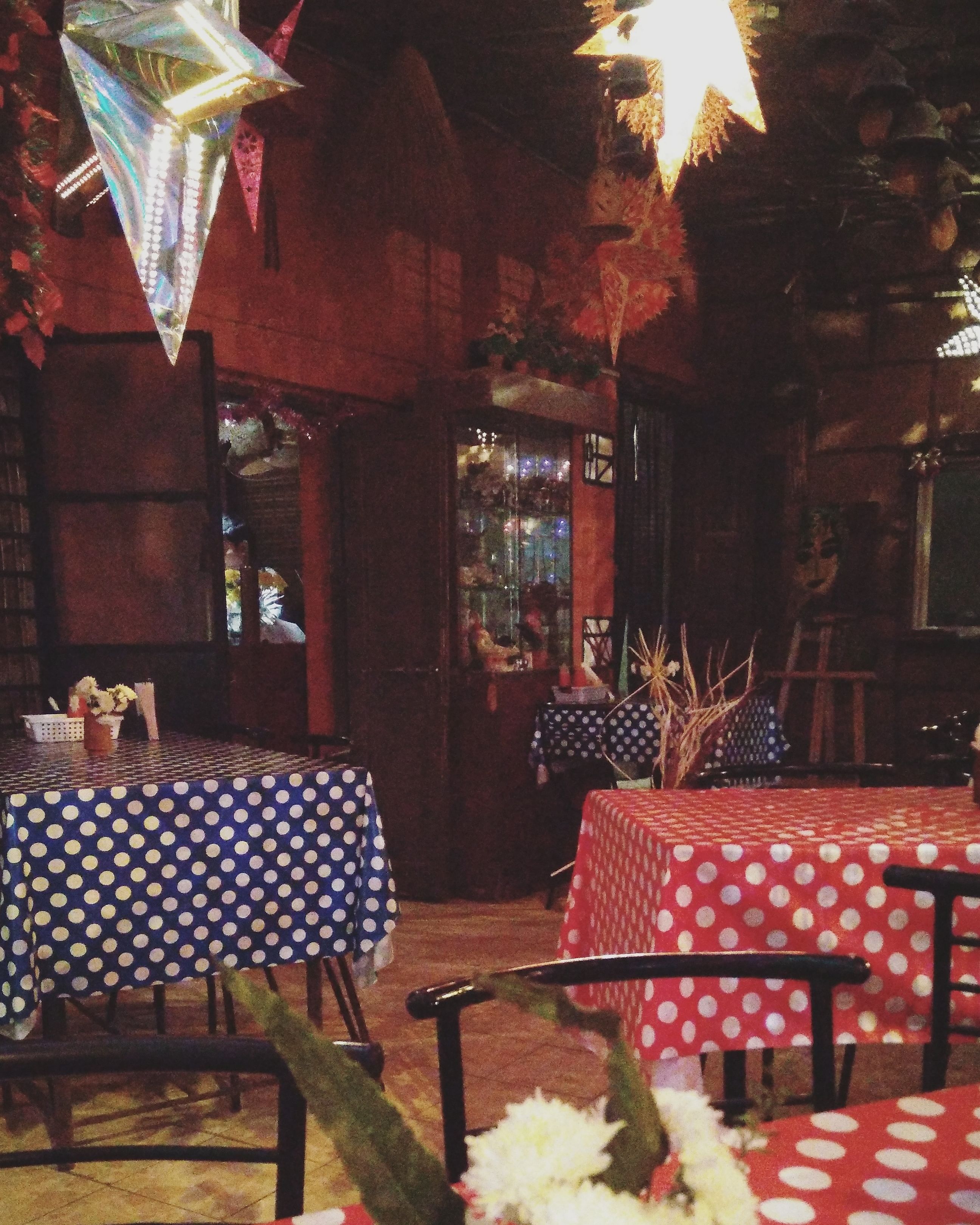 Table,Room,Furniture,Restaurant,Interior design,Chair,Tablecloth,Building