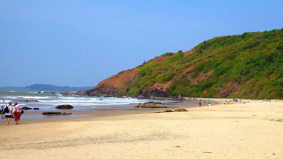 Body of water,Beach,Coast,Sea,Shore,Headland,Coastal and oceanic landforms,Sand,Ocean,Bay