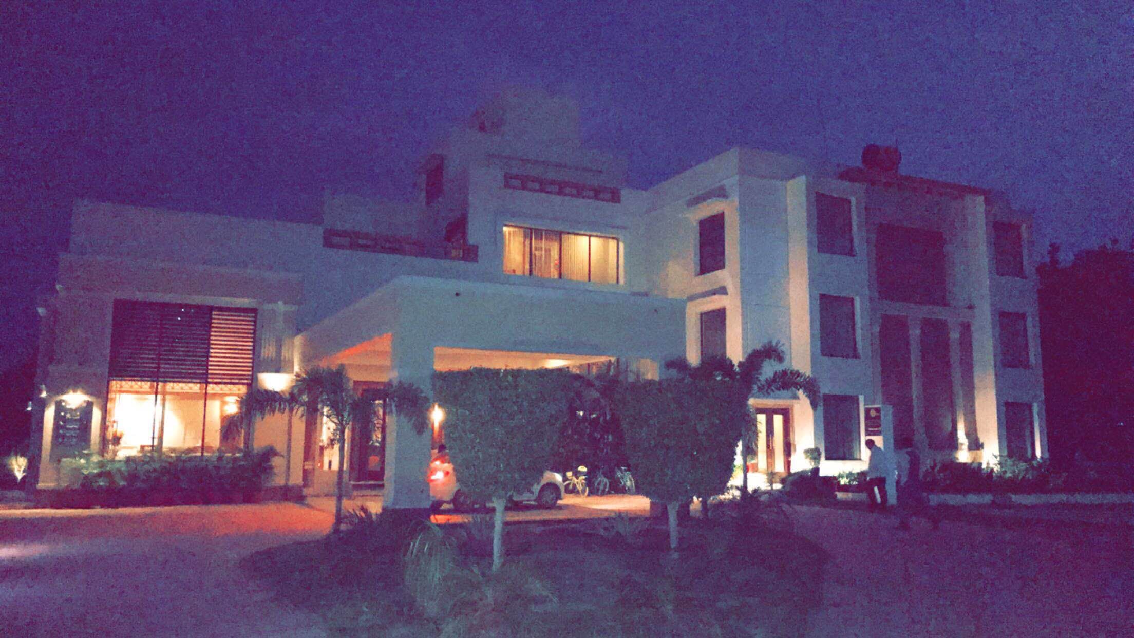 img-gallery-featured