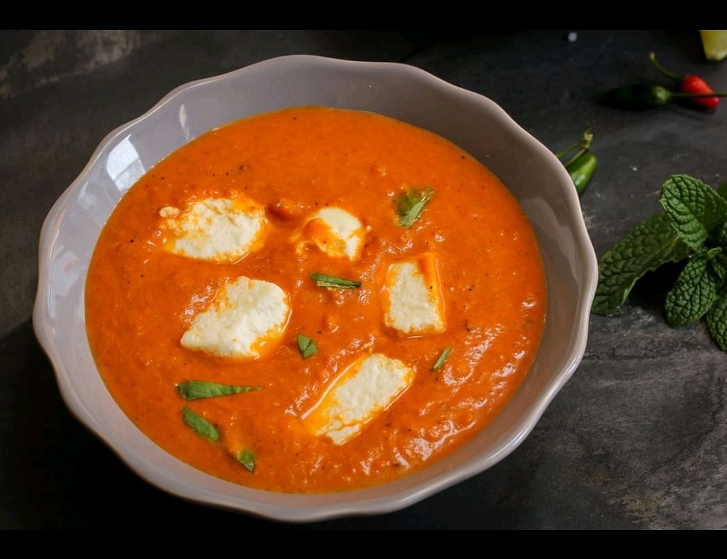 Dish,Food,Cuisine,Red curry,Ingredient,Curry,Soup,Gravy,Gazpacho,Bisque