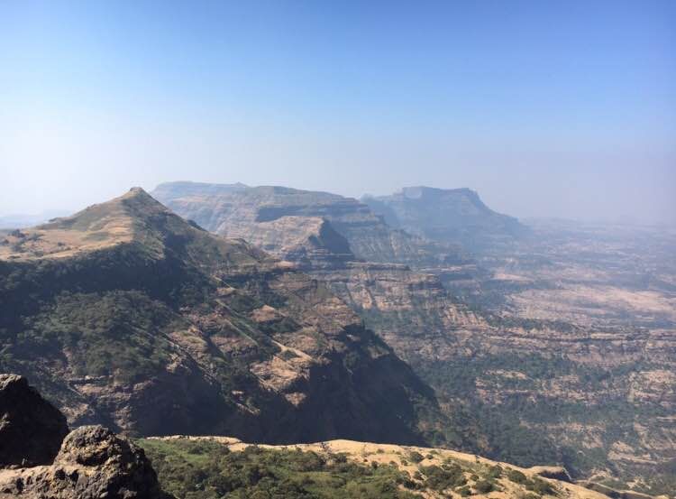 Mountainous landforms,Mountain,Sky,Ridge,Hill station,Wadi,Highland,Mountain range,Badlands,Wilderness