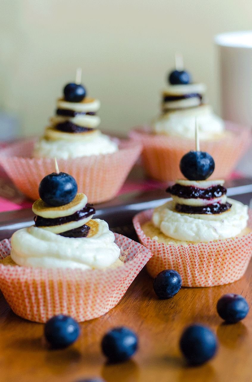 Food,Blueberry,Cupcake,Dessert,Dish,Buttercream,Cuisine,Sweetness,Berry,Baking