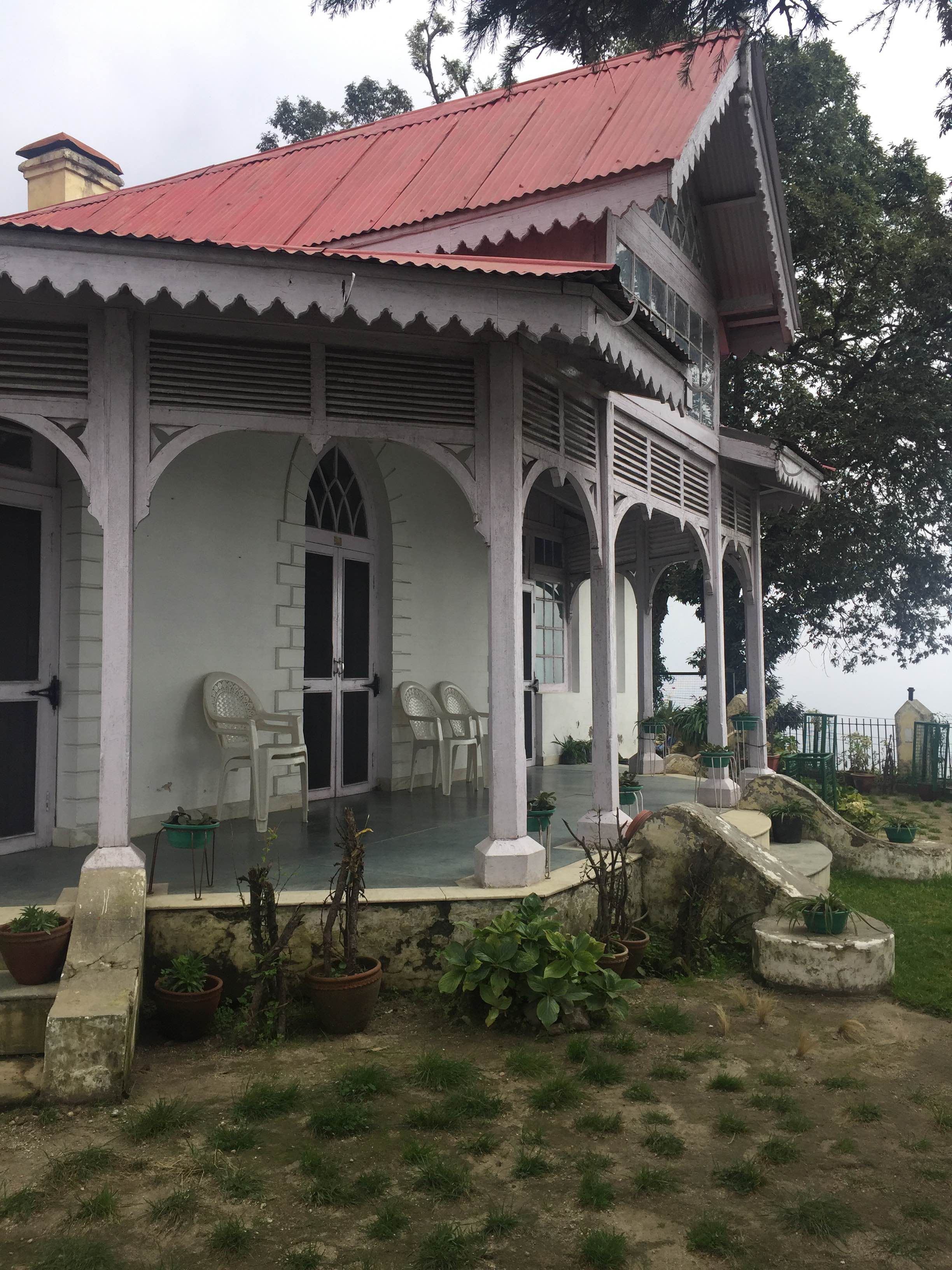 Building,House,Property,Architecture,Porch,Home,Estate,Cottage,Column,Roof