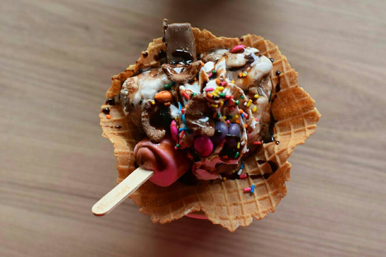 Food,Ice cream,Frozen dessert,Chocolate ice cream,Ice cream cone,Gelato,Sundae,Cuisine,Dish,Dessert