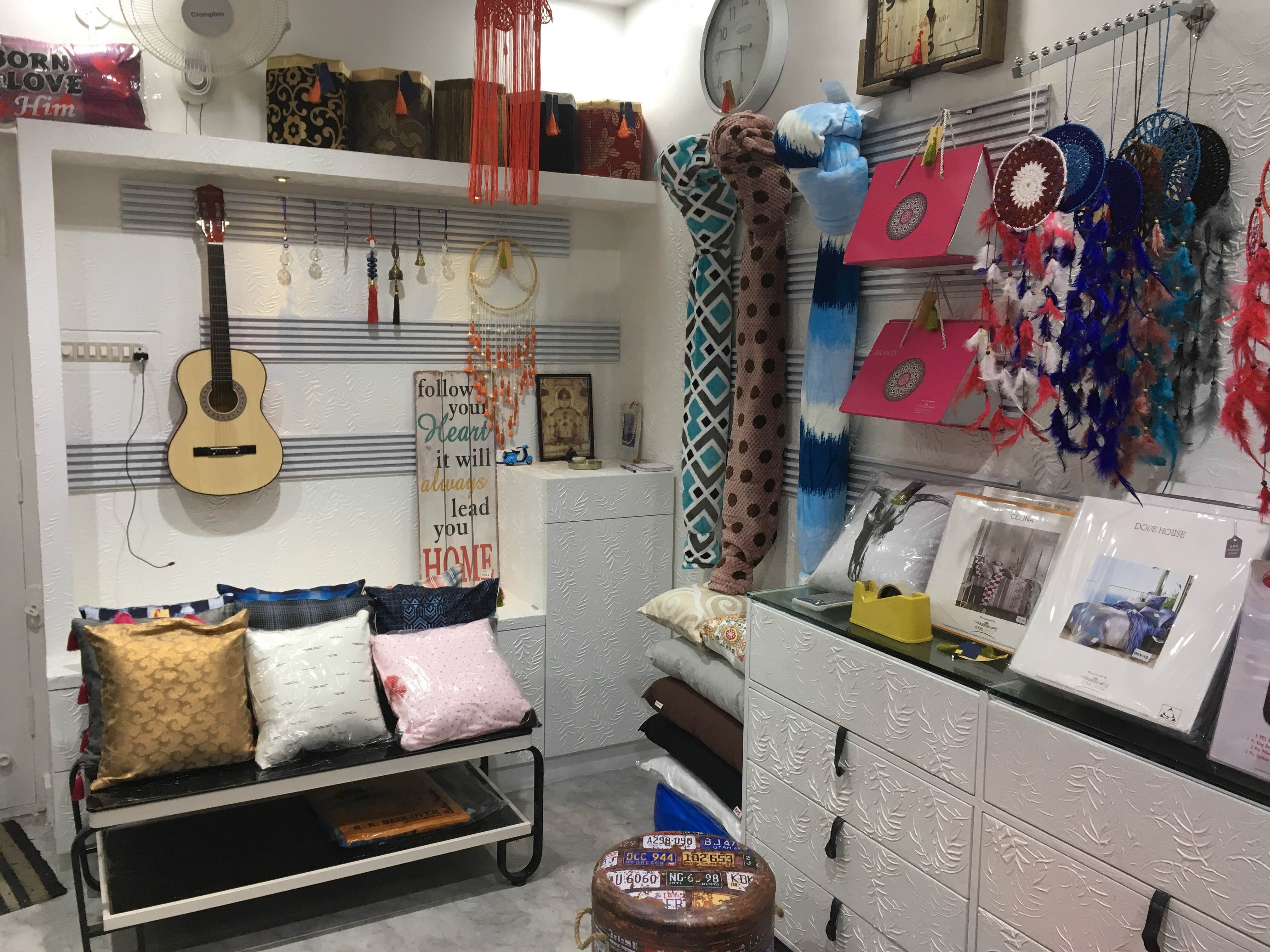 Room,Furniture,Interior design,Textile,House,Home,Building,Shelf