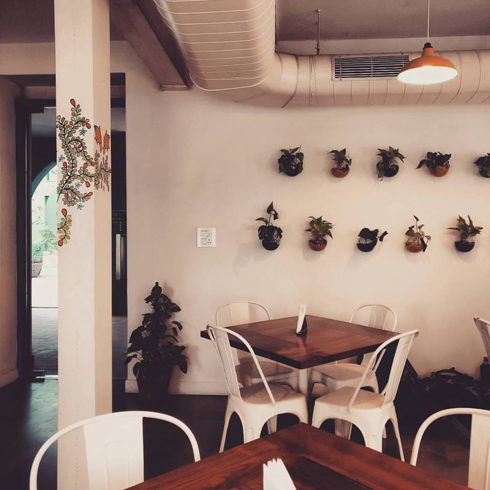 Room,Interior design,Building,Restaurant,Wall,Table,Ceiling,Furniture,Architecture,House