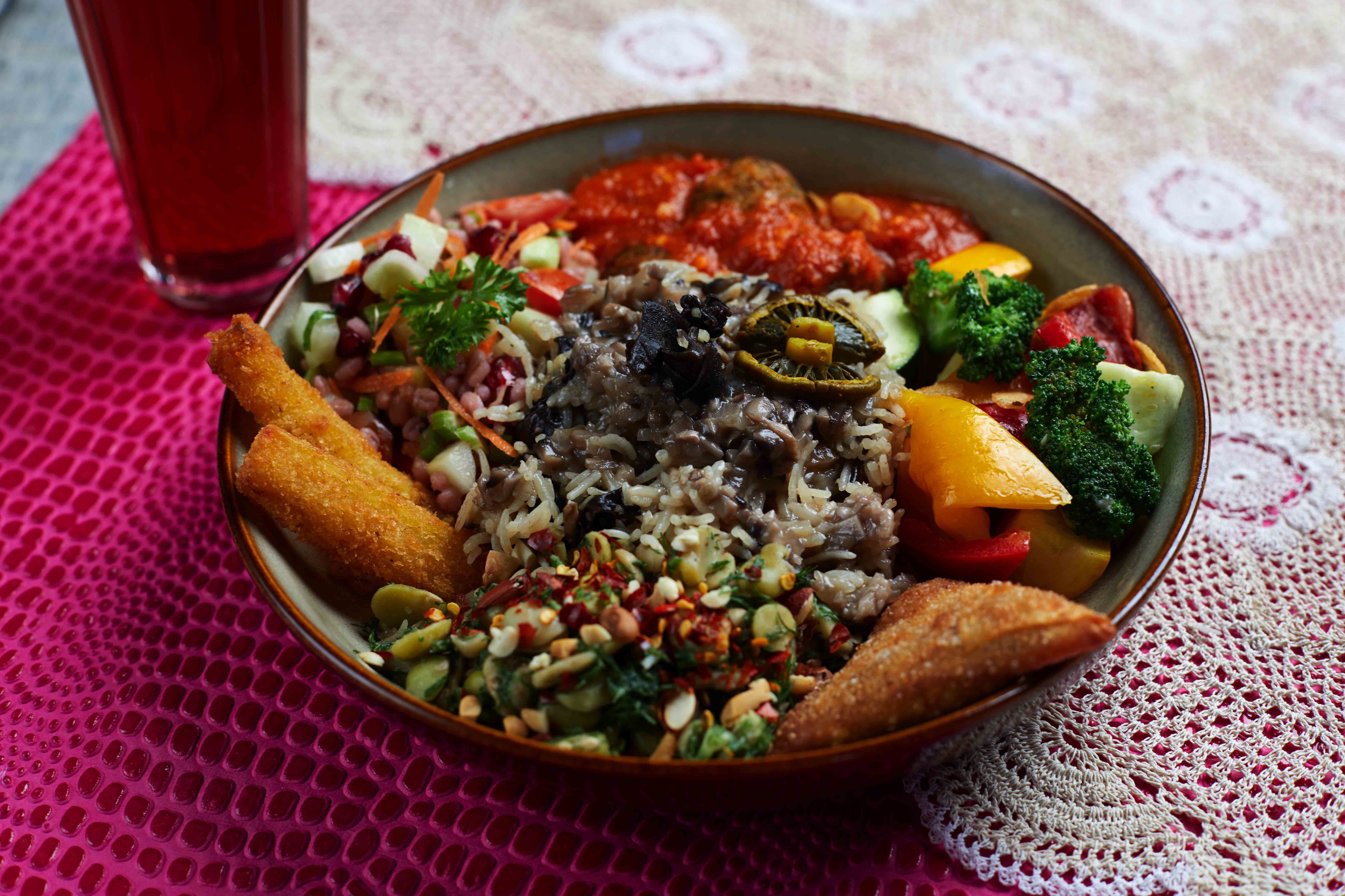 Dish,Food,Cuisine,Ingredient,Meat,Produce,Recipe,Staple food,Southwestern united states food,Ethiopian food