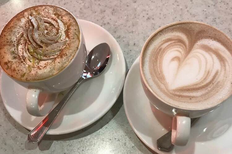 Latte,Wiener melange,Espressino,Caffè macchiato,Coffee,Mocaccino,Cappuccino,Café au lait,Cortado,Food