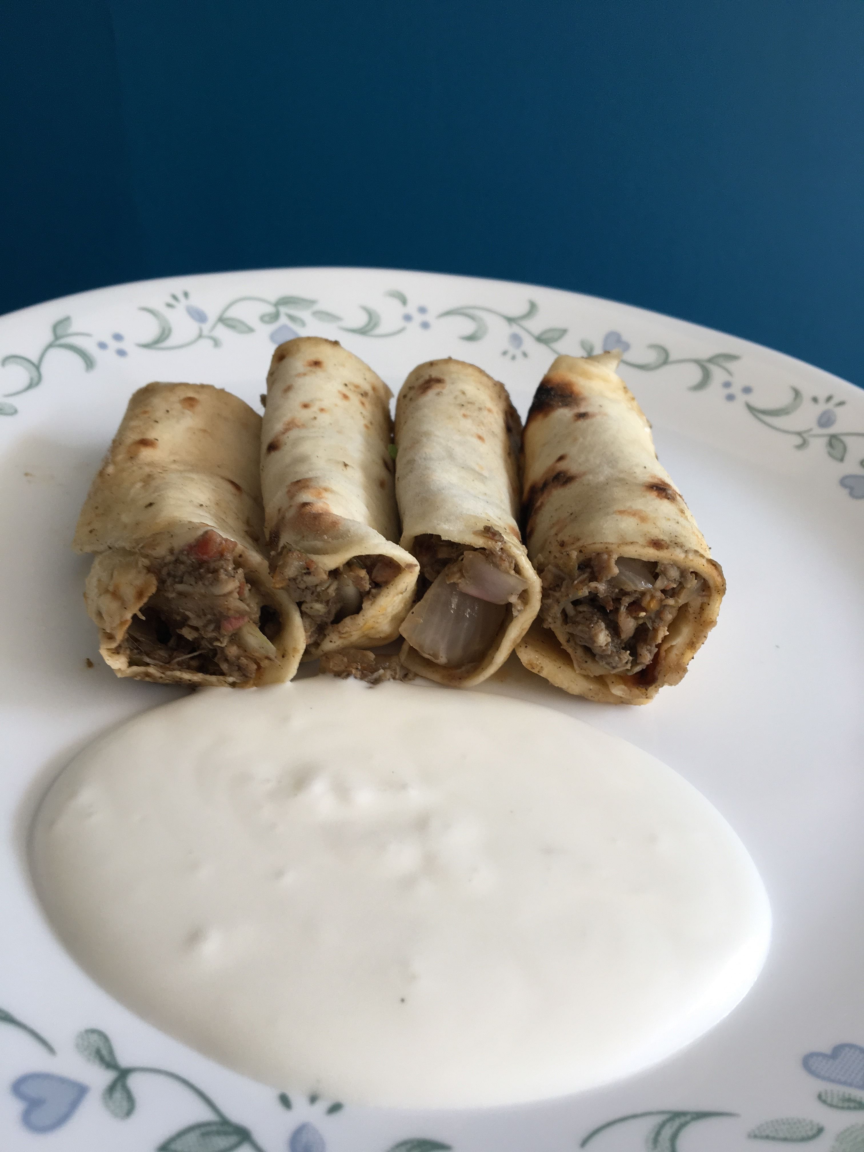 Cuisine,Food,Dish,Ingredient,Taquito,appetizer,Sandwich wrap,Spring roll,Lumpia,Sarma