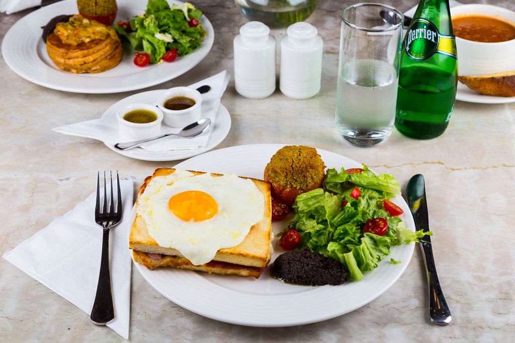 Dish,Meal,Food,Breakfast,Cuisine,Brunch,Fried egg,Ingredient,Full breakfast,Lunch