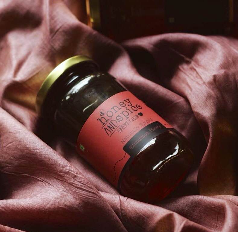 Bottle,Product,Liqueur,Alcohol,Drink,Hand,Glass bottle,Material property,Nail,Distilled beverage