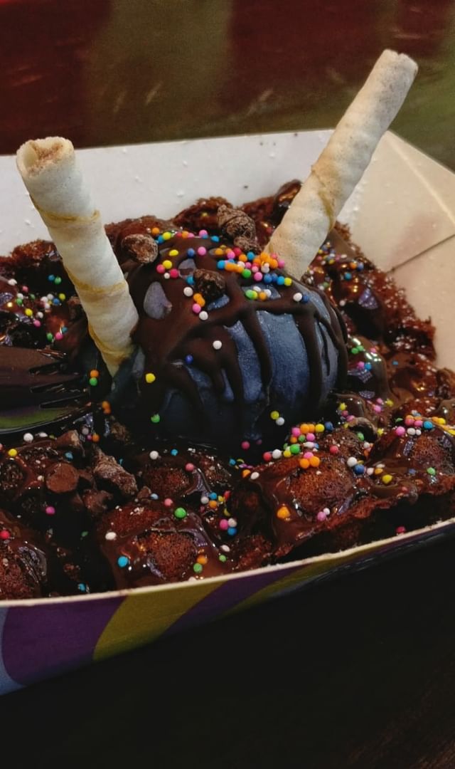 Food,Frozen dessert,Dessert,Ice cream,Dish,Sprinkles,Cuisine,Sundae,Ingredient,Gelato