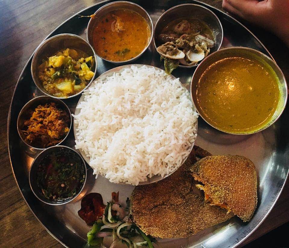 Dish,Food,Cuisine,Steamed rice,Ingredient,Meal,Lunch,White rice,Rice and curry,Nepalese cuisine