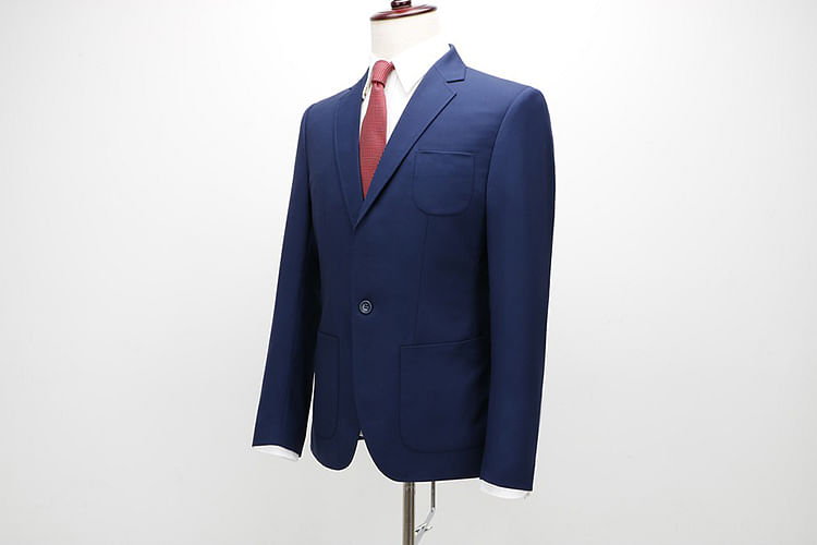 Clothing,Suit,Outerwear,Blue,Formal wear,Blazer,Jacket,Button,Tuxedo,Collar