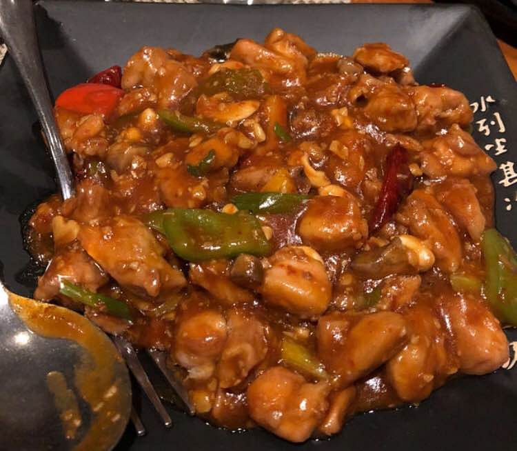 Dish,Food,Cuisine,Ingredient,Sweet and sour,General tso's chicken,Orange chicken,Kung pao chicken,Meat,Produce