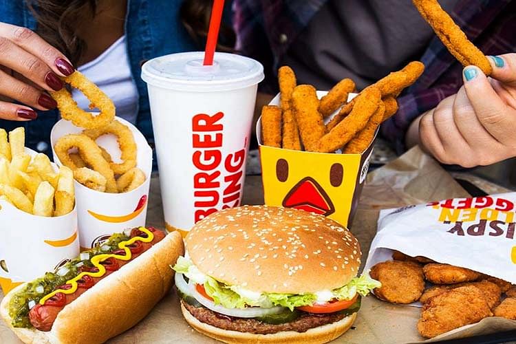 Food,Fast food,Junk food,French fries,Dish,Hamburger,Kids' meal,Cuisine,Cheeseburger,Fried food