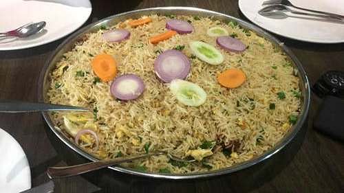 Dish,Food,Cuisine,Ingredient,Produce,Biryani,Kabsa,Yeung chow fried rice,Recipe,Pilaf