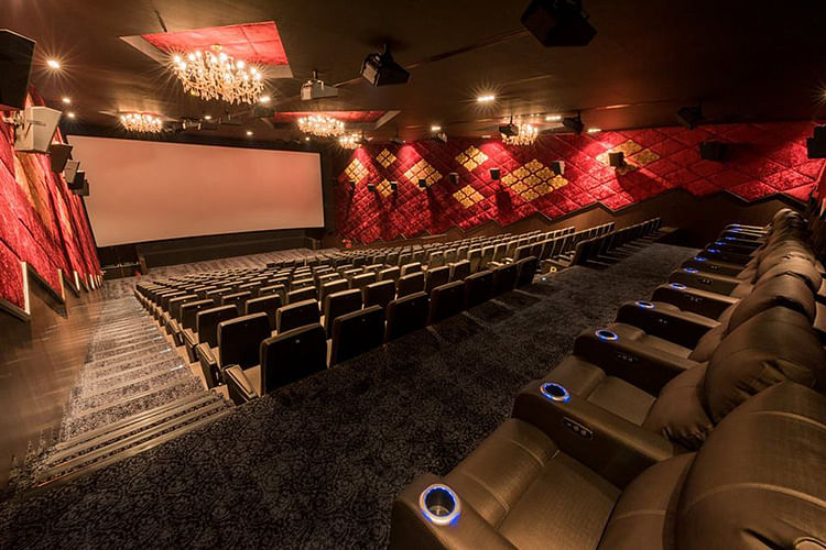 Theatre,Auditorium,heater,Room,Function hall,Building,Stage,Architecture,Interior design,Movie theater