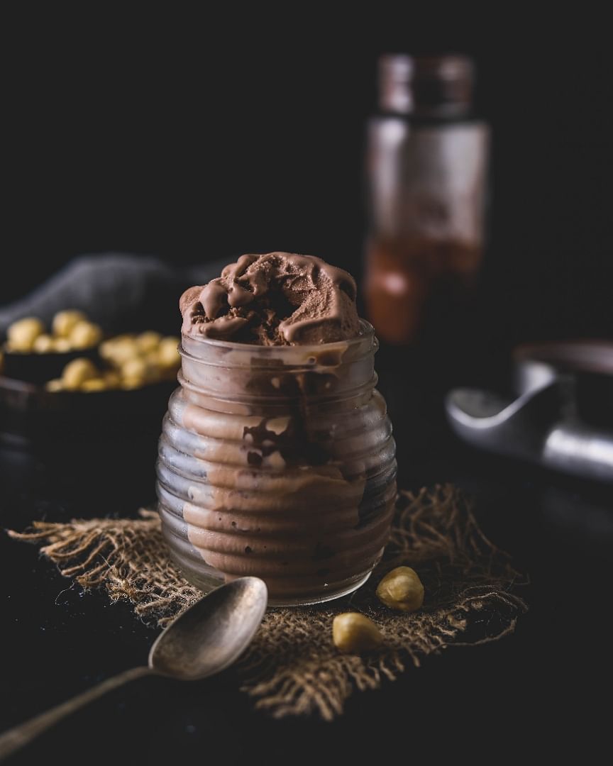 Food,Cuisine,Chocolate,Still life photography,Dessert,Dish,Mousse,Ganache,Ingredient,Pudding