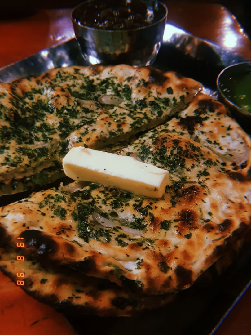 Dish,Food,Cuisine,Ingredient,Produce,Comfort food,Vegetarian food,Manakish,Flatbread,Recipe