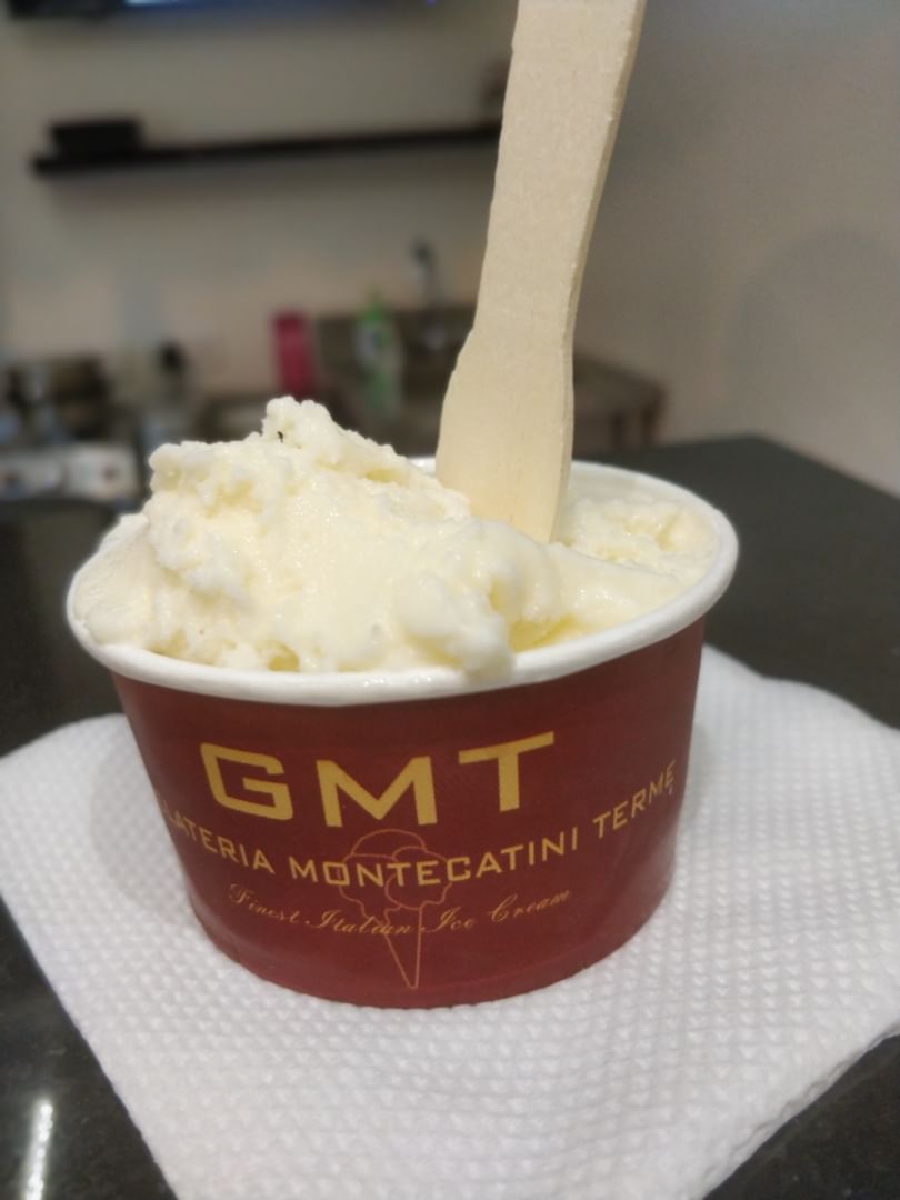 Food,Gelato,Frozen dessert,Frozen yogurt,Ice cream,Cuisine,Ingredient,Dessert,Cream,Clotted cream