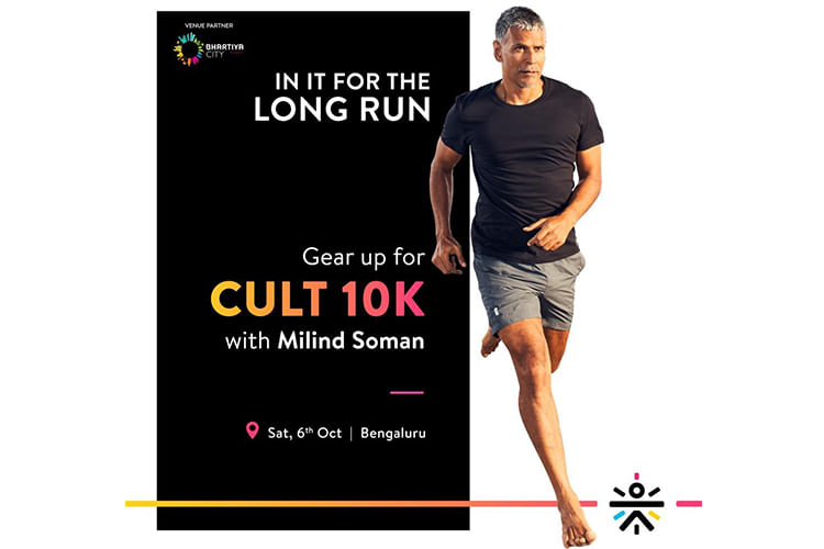 Clothing,Product,Joint,T-shirt,Knee,Leg,Brand,Thigh,Advertising,Logo