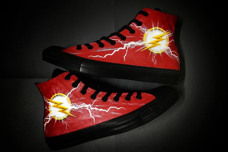Footwear,Orange,Black,Red,Shoe,Light,Outdoor shoe,Athletic shoe,Sneakers,Basketball shoe