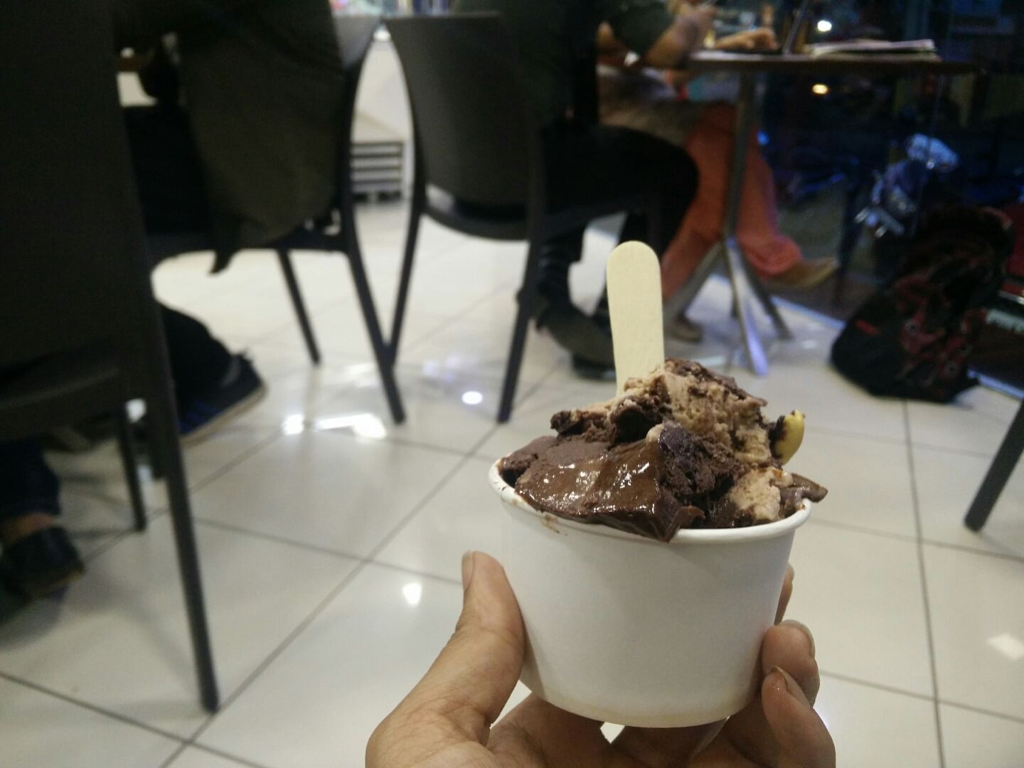 Food,Frozen dessert,Ice cream,Gelato,Dish,Sundae,Chocolate ice cream,Dessert,Cuisine,Ingredient