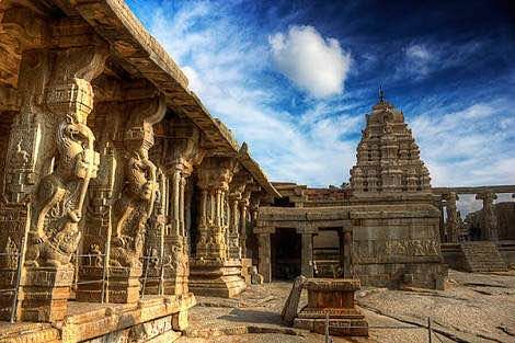 Temple,Historic site,Landmark,Hindu temple,Holy places,Place of worship,Building,Ancient history,Archaeological site,Architecture