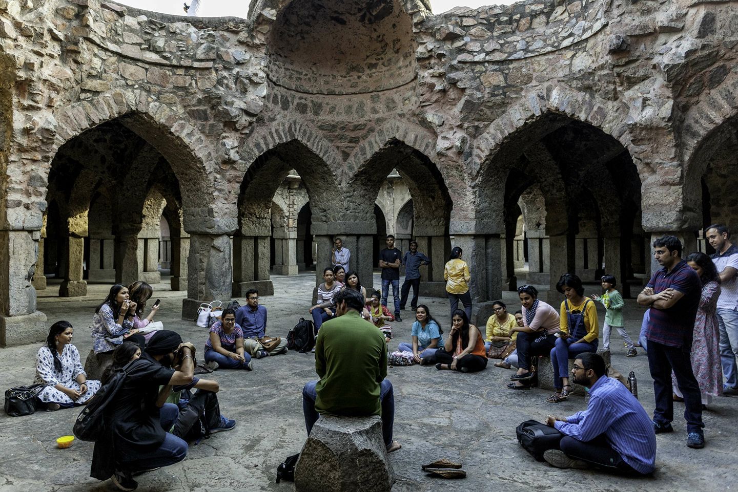 Holy places,Tourism,Architecture,Arch,History,Building,Temple,Sitting,Ancient history,Historic site
