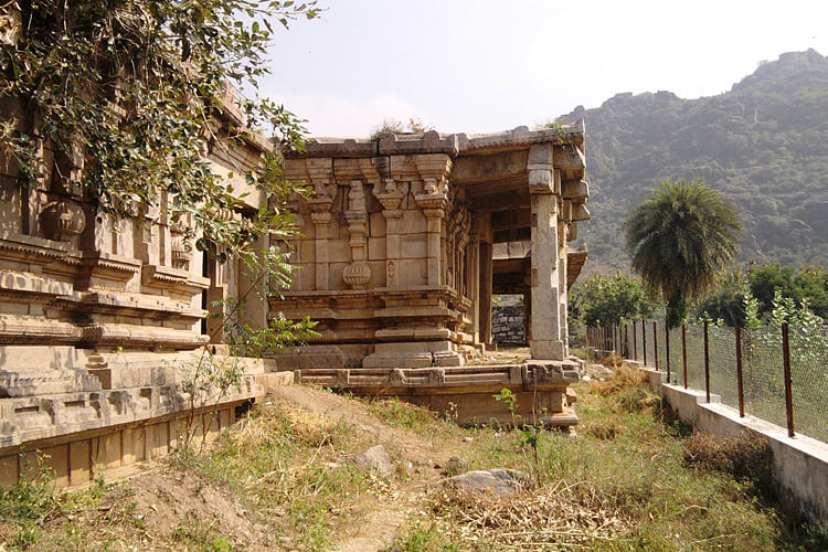 Ruins,Ancient history,Historic site,Building,Archaeological site,Architecture,History,Temple,Landscape,Ancient roman architecture