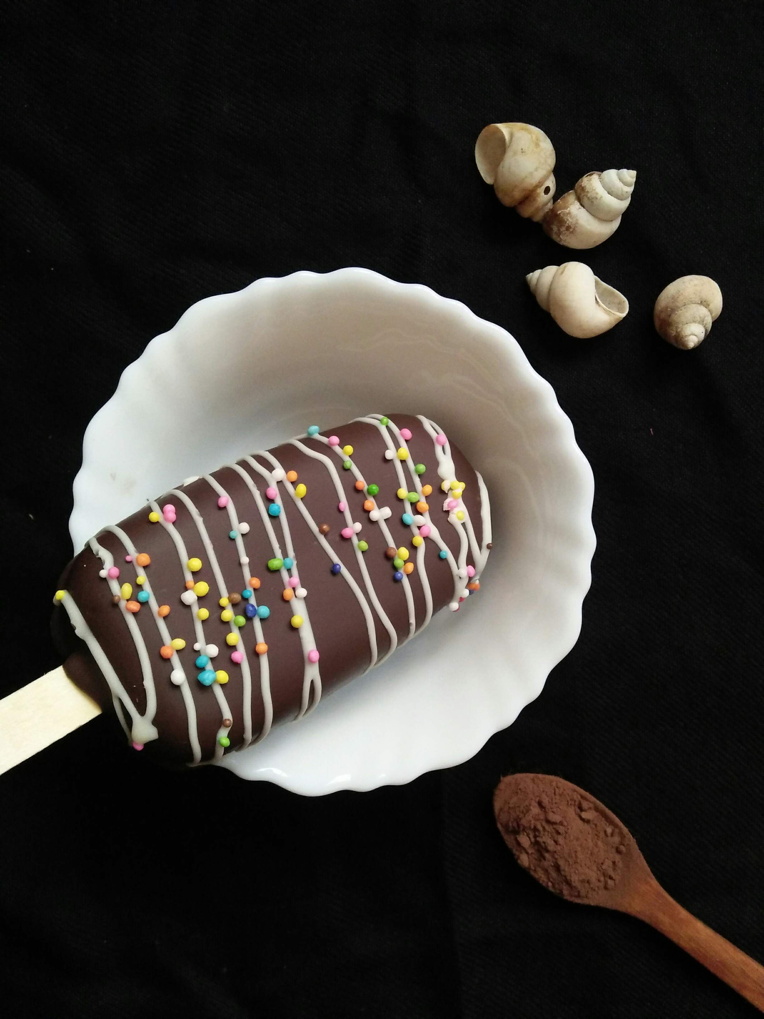 Food,Chocolate,Frozen dessert,Cuisine,Dessert,Ingredient,Snack,Dish,Sweetness,American food