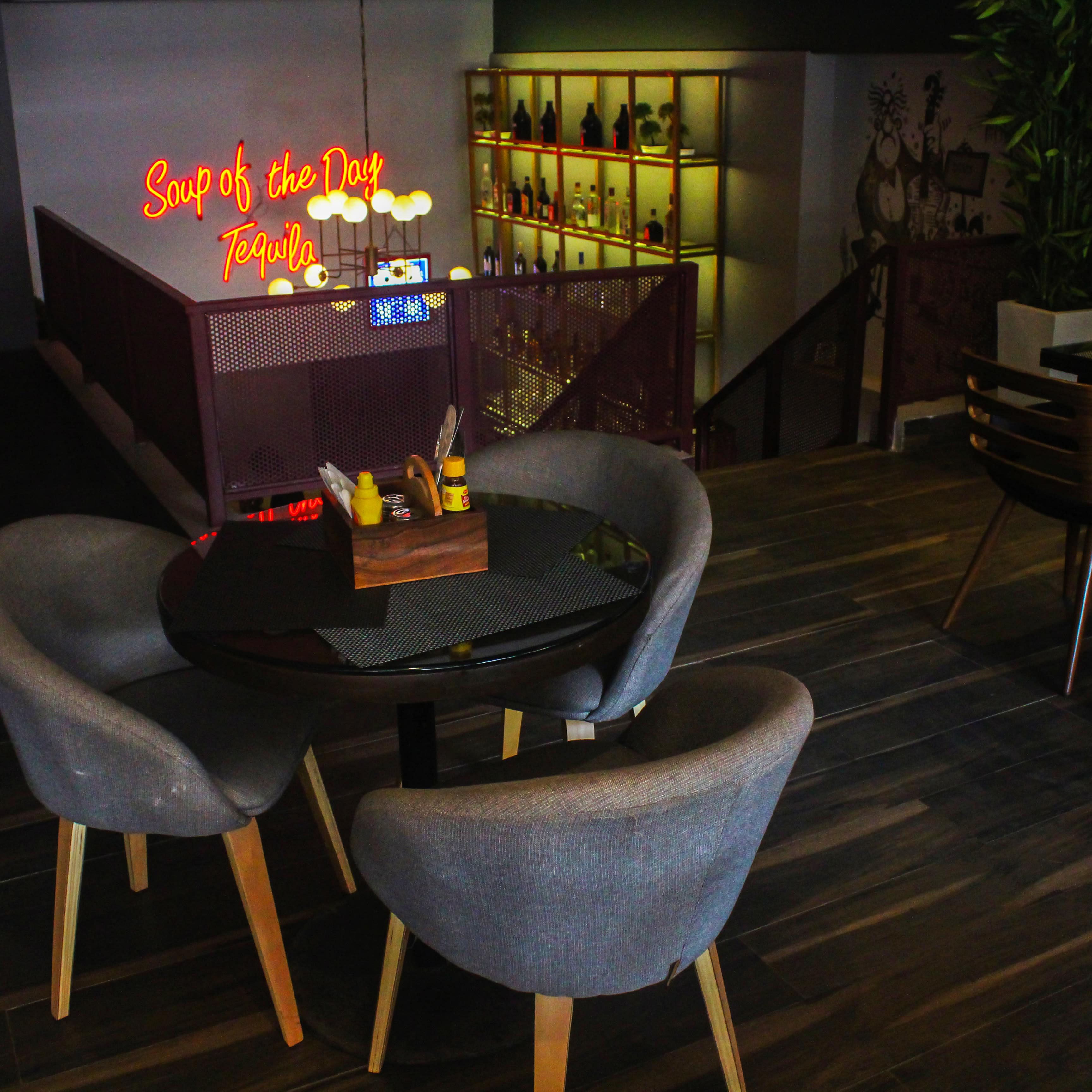 Table,Furniture,Room,Chair,Interior design,Dining room,Armrest,Kitchen & dining room table,Coffee table
