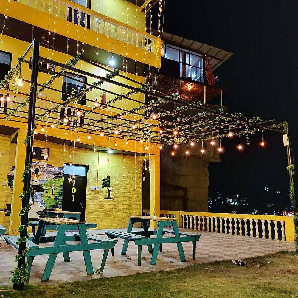 Yellow,Night,Lighting,Architecture,Building,Tree,House,Home,Metal,Restaurant