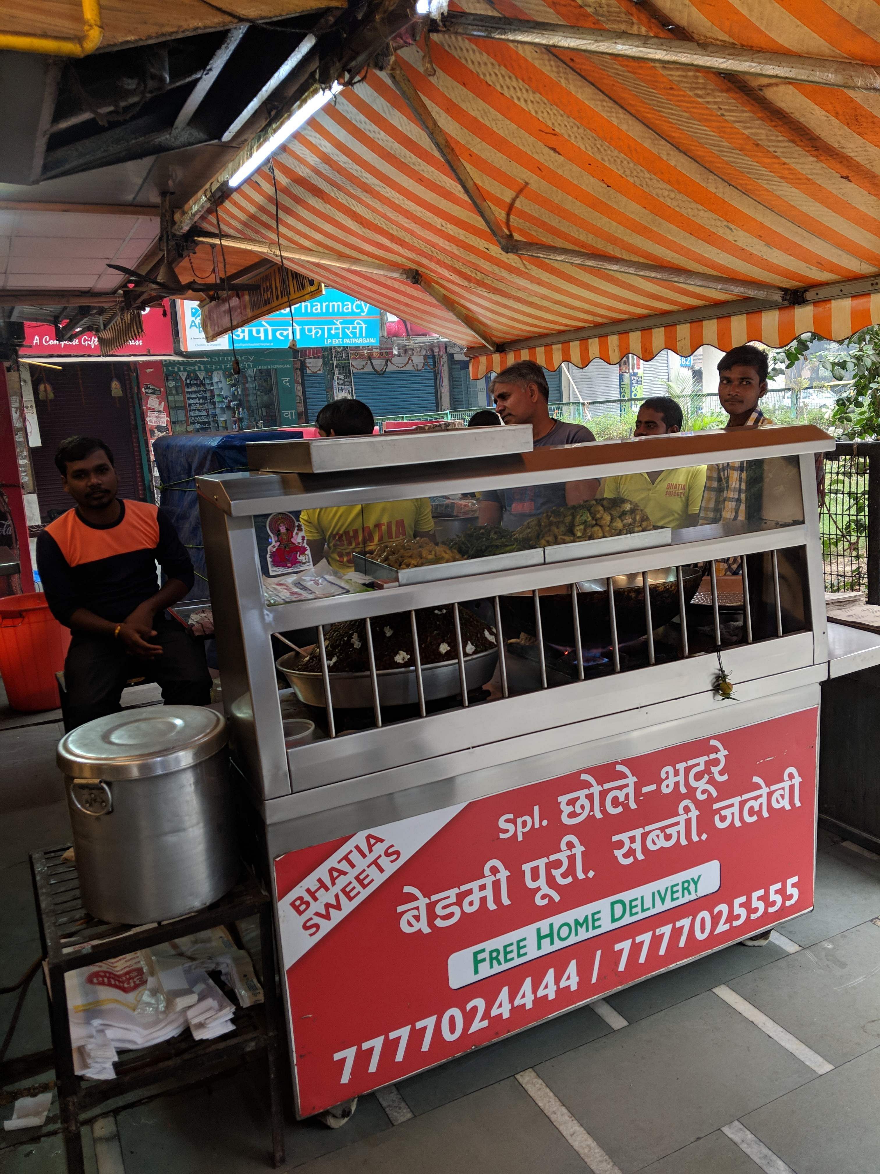 Street food,Yatai,Stall,Hawker,Take-out food,Fast food