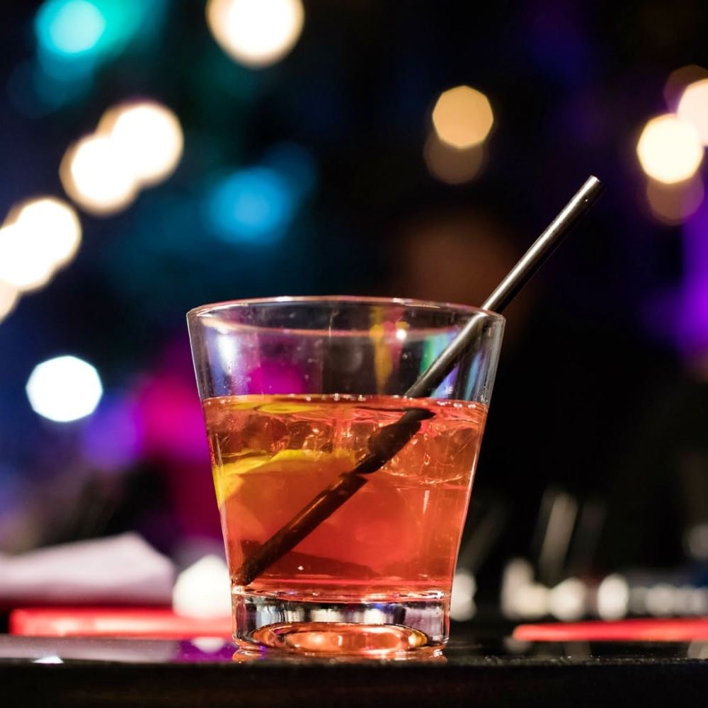 Drink,Alcoholic beverage,Distilled beverage,Classic cocktail,Woo woo,Cocktail,Alcohol,Liqueur,Old fashioned glass,Non-alcoholic beverage