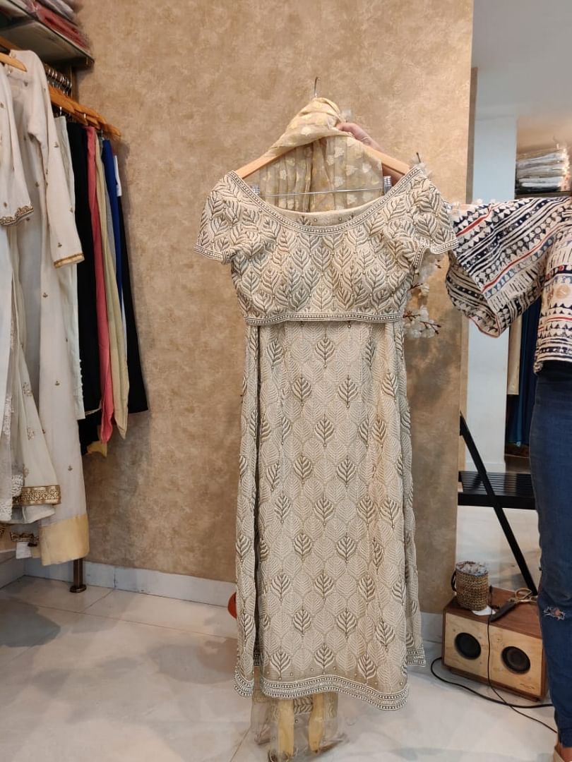 Clothing,Boutique,Dress,Fashion,Costume design,Clothes hanger,Technology,Fashion design,Mannequin,Outerwear