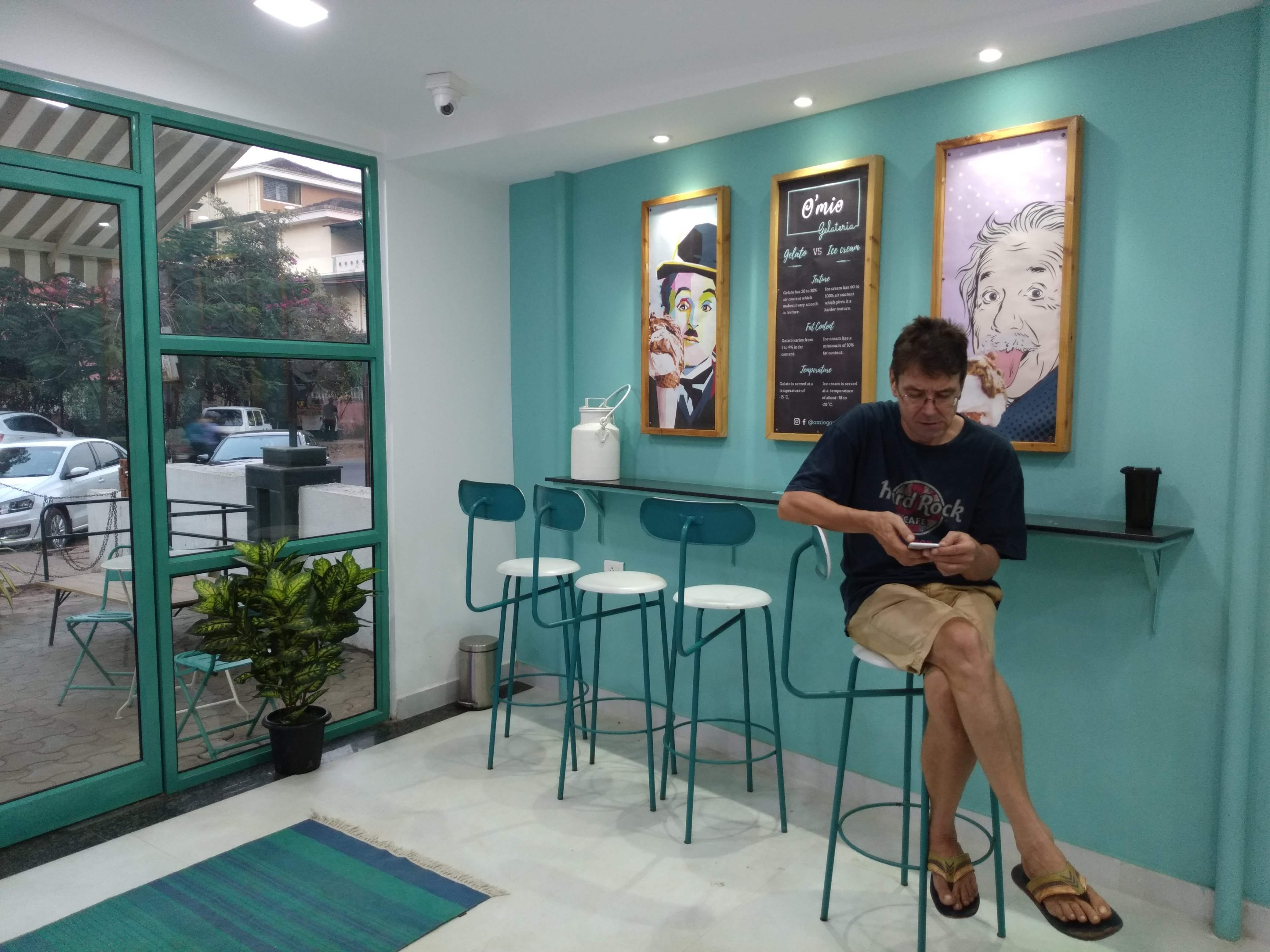 Room,Interior design,Building,Furniture,Leisure,Vacation,House,Table,Art,Tourist attraction