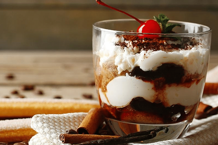 Dish,Food,Cuisine,Dessert,Zuppa inglese,Trifle,Ingredient,Cranachan,Frozen dessert,Mascarpone