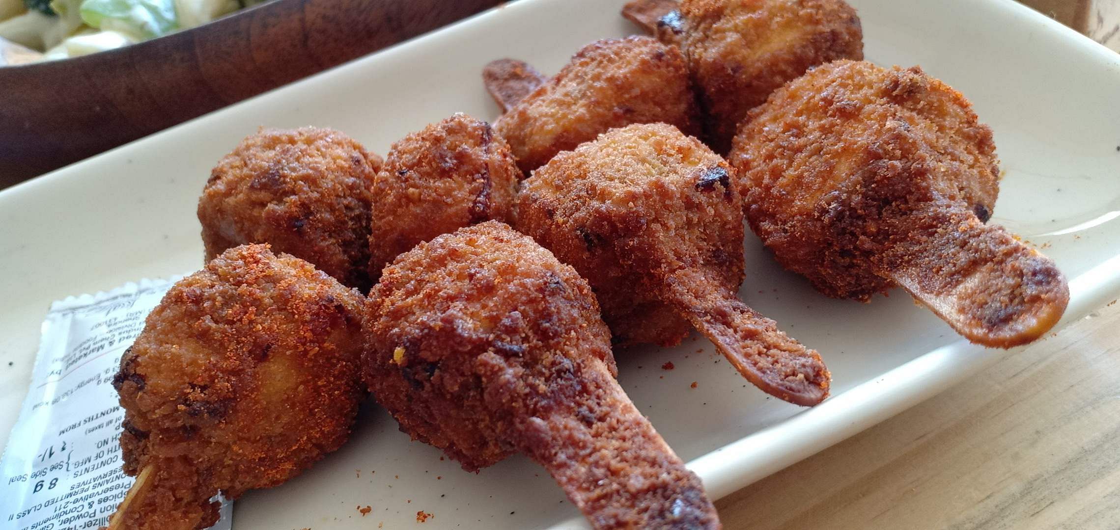 Dish,Food,Cuisine,Fried food,Ingredient,Meatball,Hushpuppy,Arancini,Korokke,Fritter