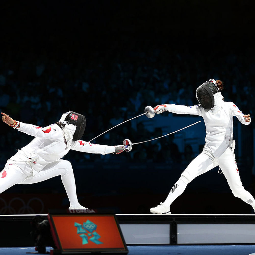 Fencing,Fencing weapon,Foil,Épée,Duel,Cold weapon,Sabre,Sports equipment,Modern pentathlon,Individual sports