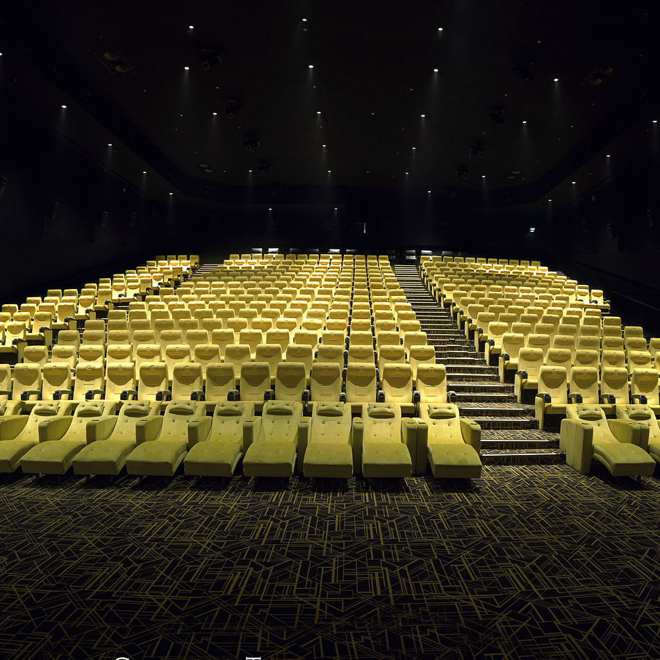 Auditorium,Concert hall,Theatre,Performing arts center,Yellow,Stage,heater,Architecture,Convention center,Chair